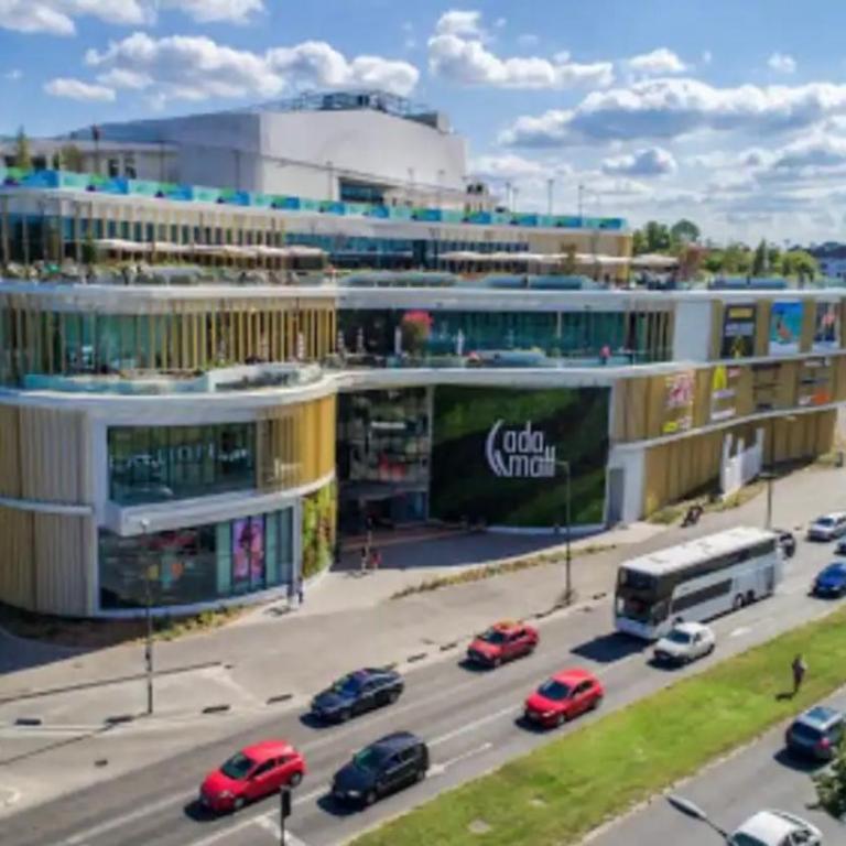 Luksuzan brod na obali reke - Mobilna Kućica - 35