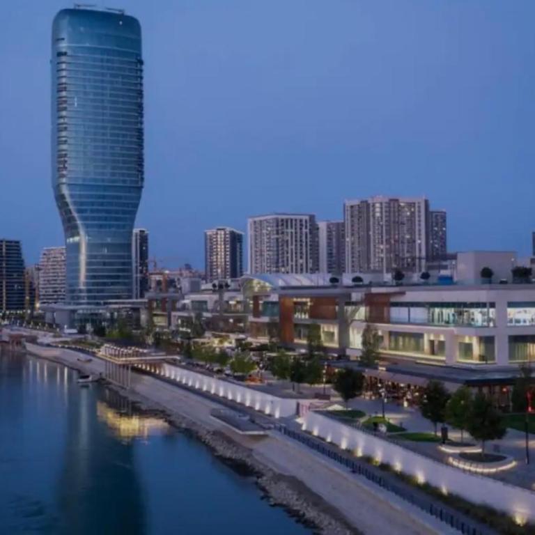 Luksuzan brod na obali reke - Mobilna Kućica - 43