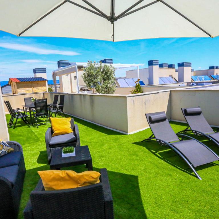 LITORAL COSTA DORADA - AUGUSTA B Only families - Apartment with Pool View - 4