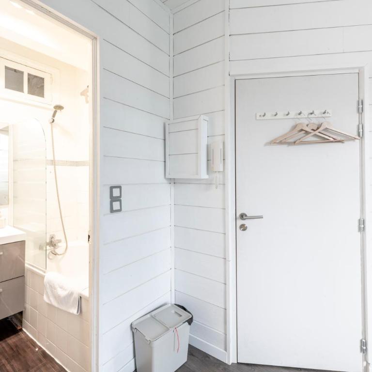 Joli studio plein centre proche plage avec Wi-fi - Appartement 1 Chambre - 10