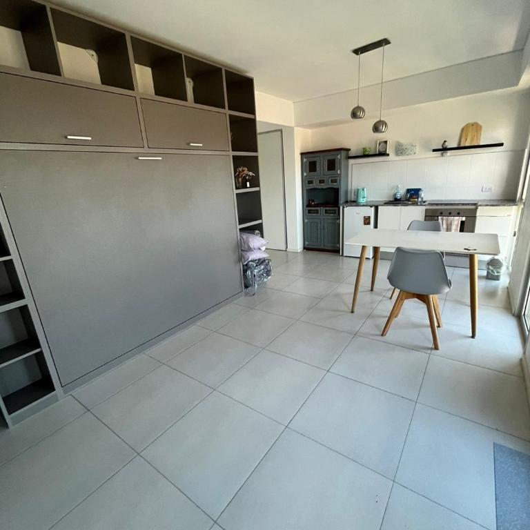 Alojate en METRA Puerto Norte, luminoso estudio con pileta, gym y balcon - Apartamento de 1 dormitorio - 20