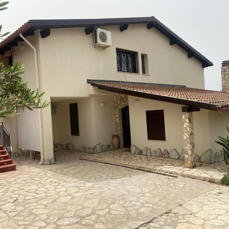 La villa di Turi - Three-Bedroom Villa - 6