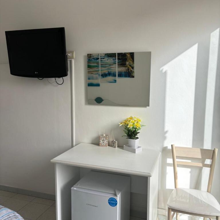 La Conchiglietta - Deluxe Double Room with Balcony - 5