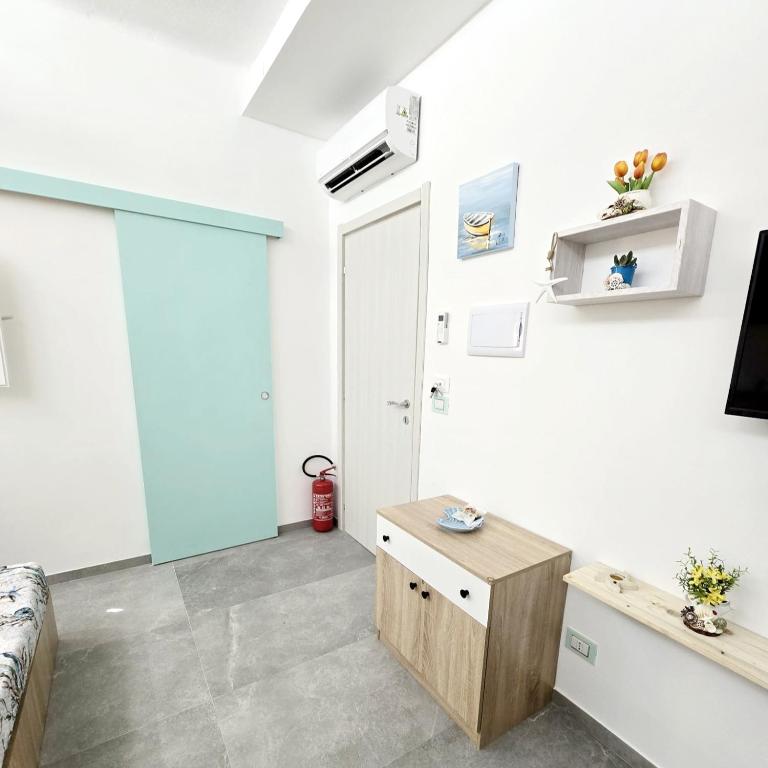 Aquamarina Rooms - Camera Familiare Deluxe - 21