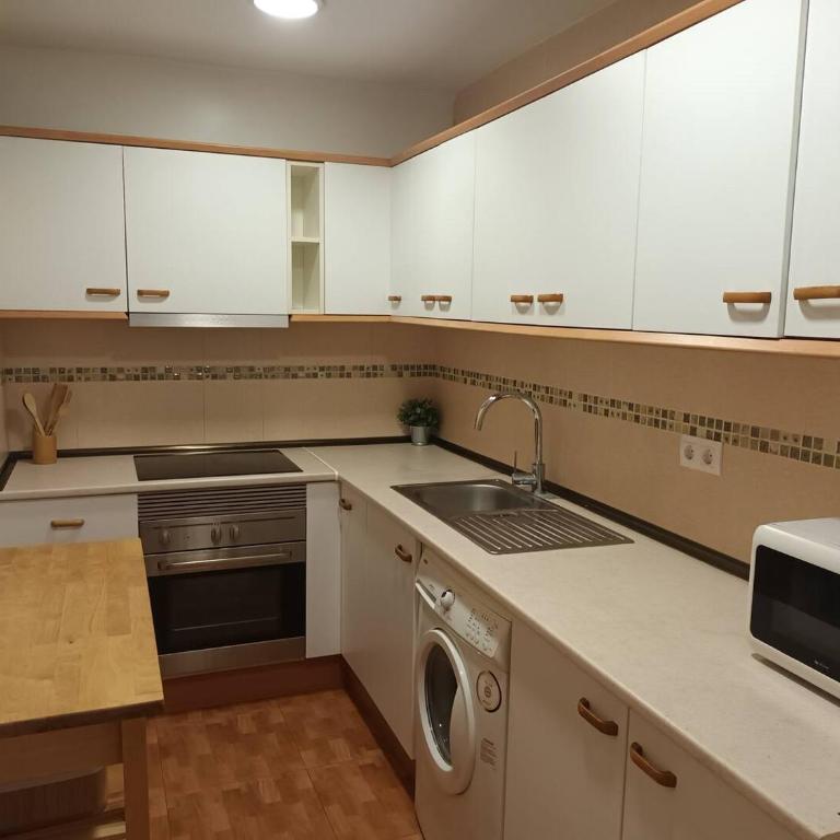 salou Playa & Port Aventura - Apartamento de 3 dormitorios - 4