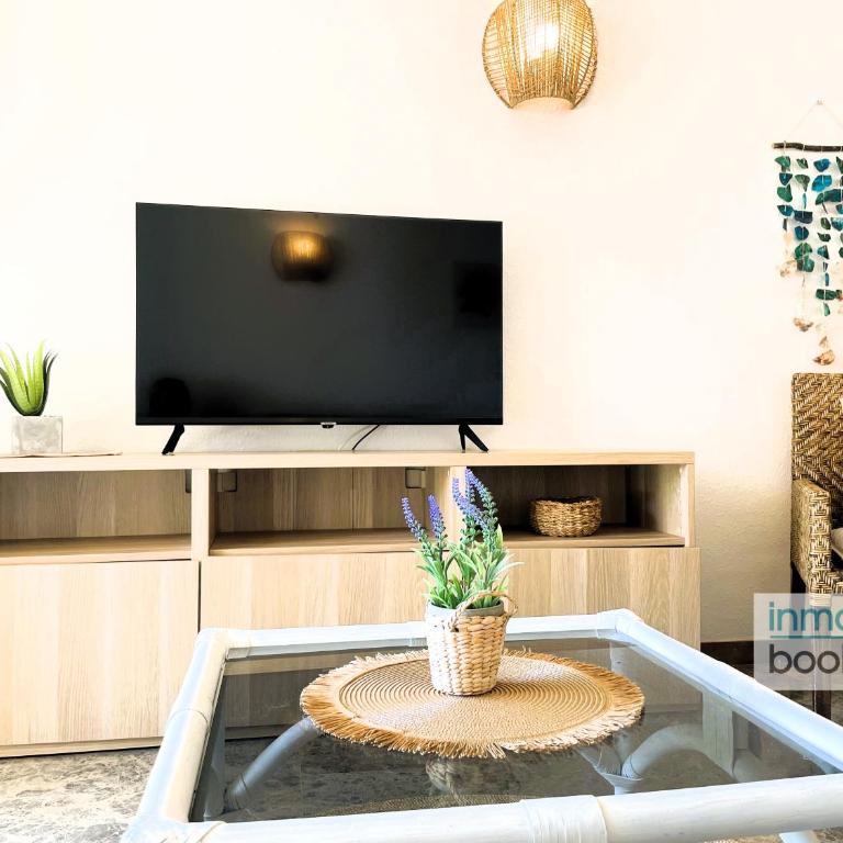 Sun Beach Cala Dorada - Three-Bedroom Apartment - 39