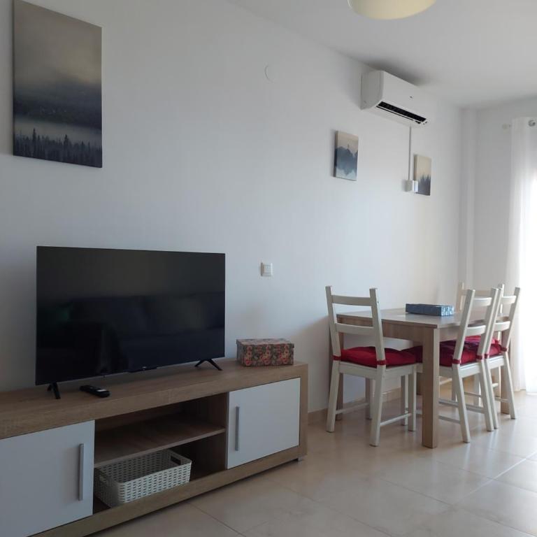DANA - Apartamento de 2 dormitorios con terraza y vistas al mar - 4