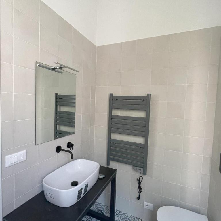 Casali Hostel - Dormitorio Misto con 4 Letti e Bagno Privato - 2