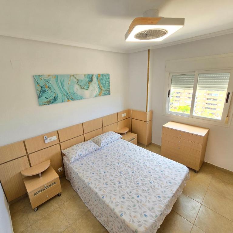 ACV - Torremar-2ª línea planta 8 Frontal Interior - Apartamento de 2 dormitorios - 12