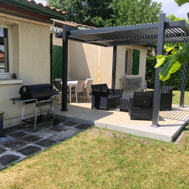 Maison de vacances à Cazaux - Three-Bedroom House - 11