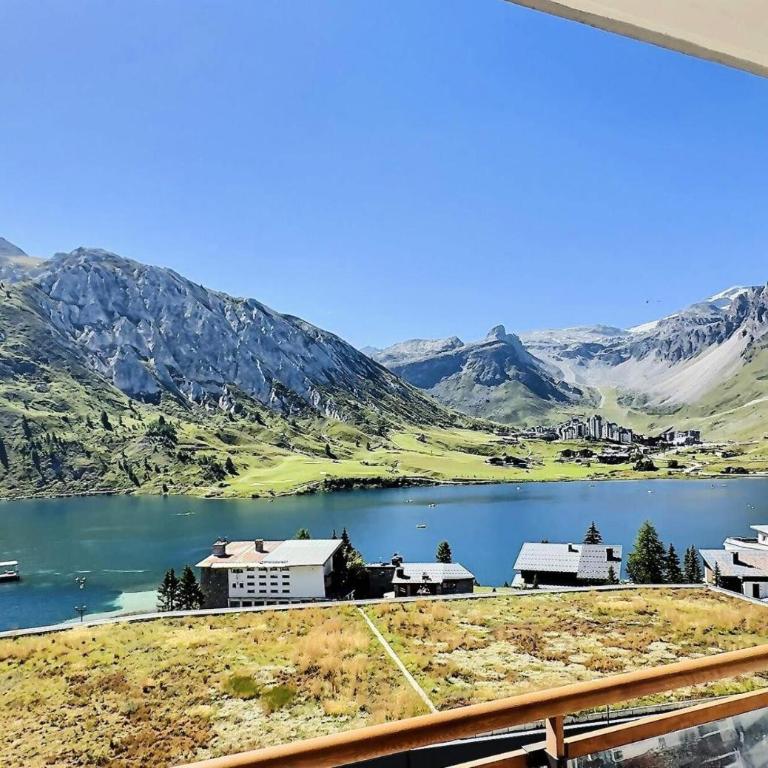 Résidence Le Lac - Appartement 3 pièces pour 8 personnes à Tignes, proche des pistes et des commerces dans le quartier du Lac. Situé au 4ème étage MAE-1682 - Appartement - 16