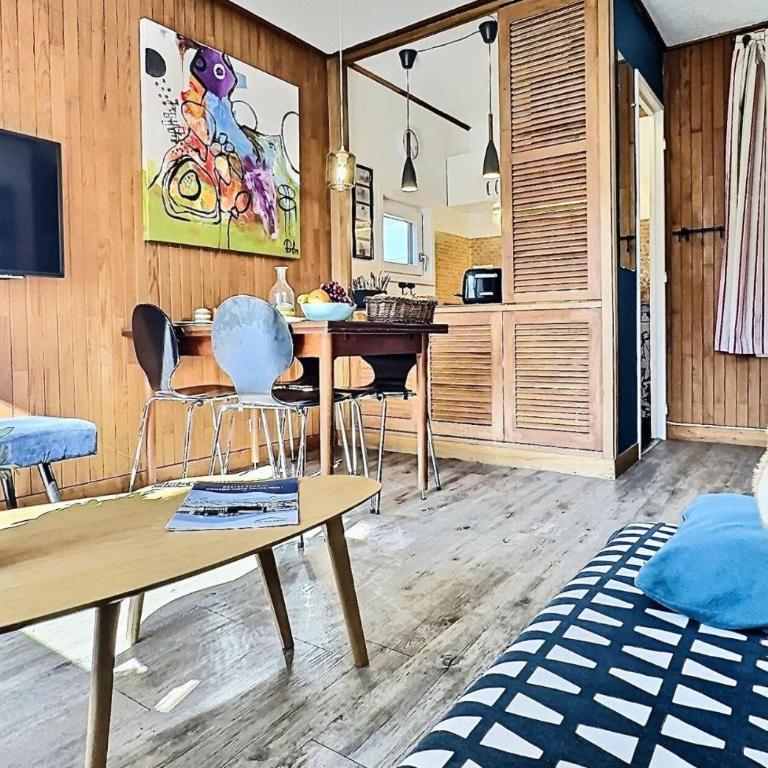 Résidence Moutieres B - Beau 2 Pièces rénové au dernier étage d'une résidence proche des pistes MAE-1728 - Apartment - 4