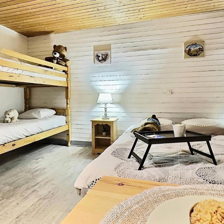 Résidence Neige Et Soleil - Studio 4 personnes à Tignes au pied des pistes et proche des commerces dans le quartier du Rosset. Studio très bien agencé avec MAE-1806 - Studio - 12