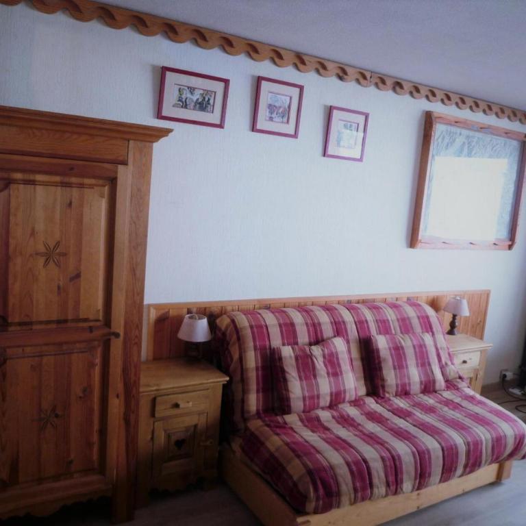Résidence Le Palafour - Studio 5 personnes à Tignes au pied des pistes, des commerces, de l'ESF et de l'office du tourisme dans le quartier du lac. App MAE-2052 - Studio - 4