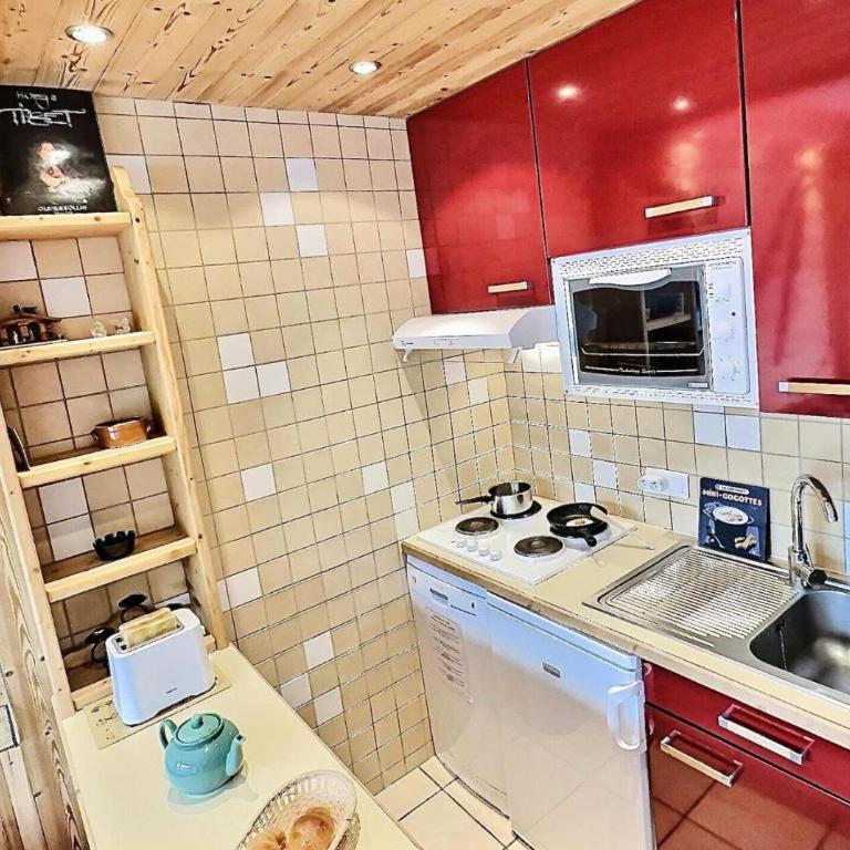 Résidence Le Bec Rouge - Joli studio rénové avec goût pour 4 personnes à Tignes ski aux pieds et proche des commerces dans le quartier du Lac. Appartemen MAE-2094 - Appartement - 4
