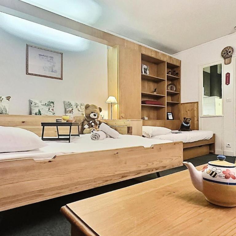 Résidence Le Bec Rouge - Studio 4 personnes à Tignes ski aux pieds et proche des commerces dans le quartier du Lac. Vue imprenable sur le Lac. MAE-2118 - Studio - 11