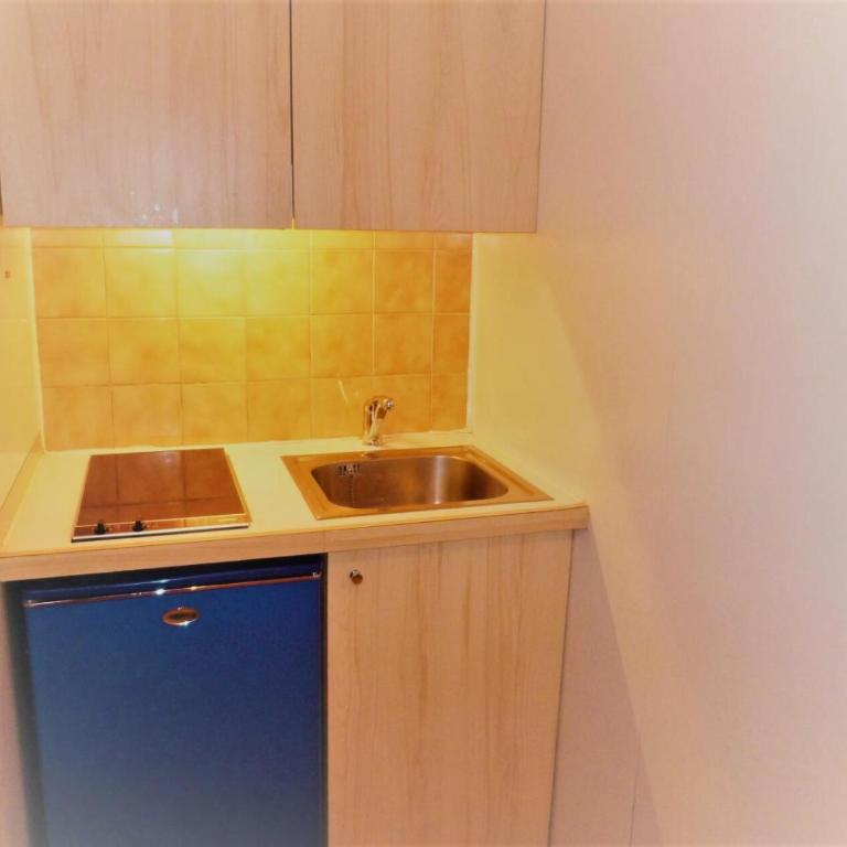 Résidence Le Palafour - Studio 2 personnes à Tignes au pied des pistes, des commerces, de l'ESF et de l'office du tourisme dans le quartier du lac. Appa MAE-2160 - Studio - 3