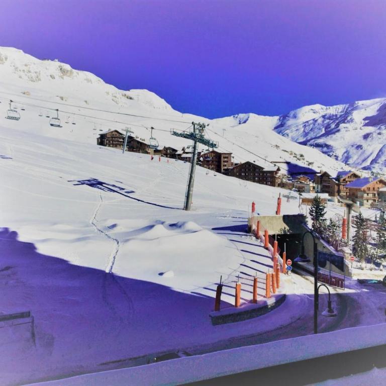 Résidence Le Palafour - Studio 2 personnes à Tignes au pied des pistes, des commerces, de l'ESF et de l'office du tourisme dans le quartier du lac. Appa MAE-2160 - Studio - 7