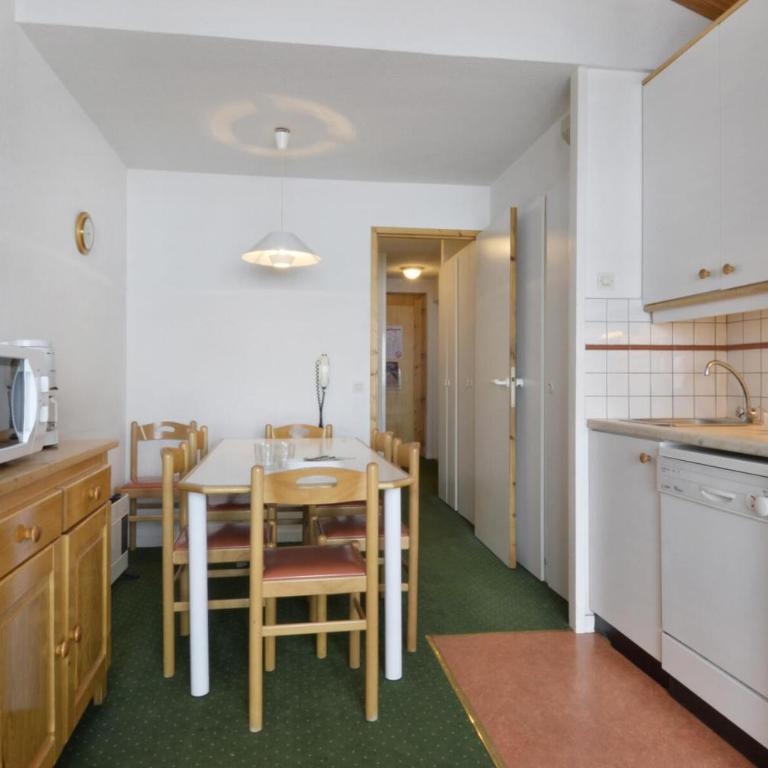 Résidence Themis - Appartement fonctionnel · Skis aux pieds · Balcon avec vue sur pistes MAE-3663 - Appartement - 4