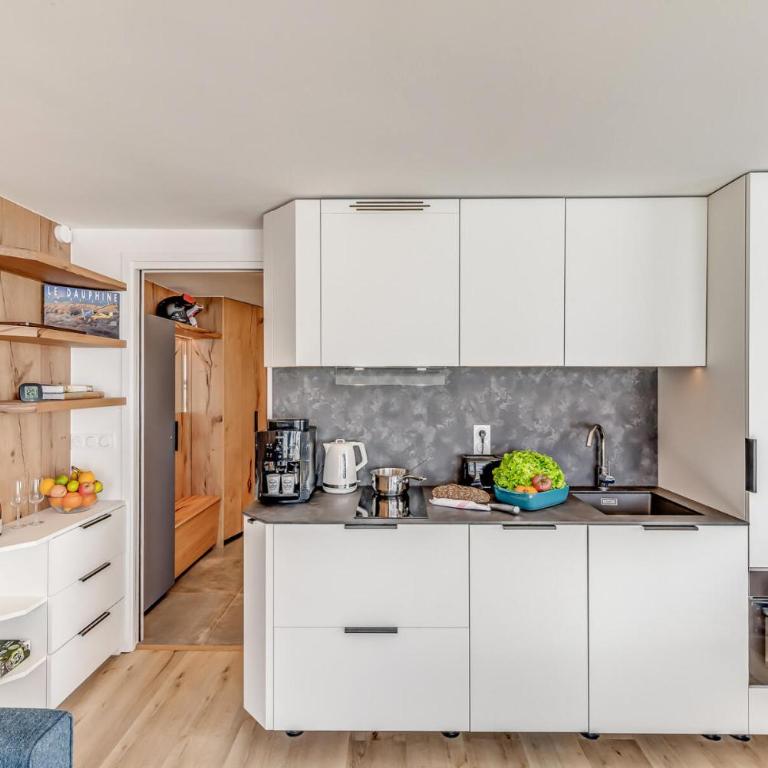 Résidence Palafour - Rénovation et confort moderne pour ce studio avec terrasse vue lac MAE-3731 - Studio - 5