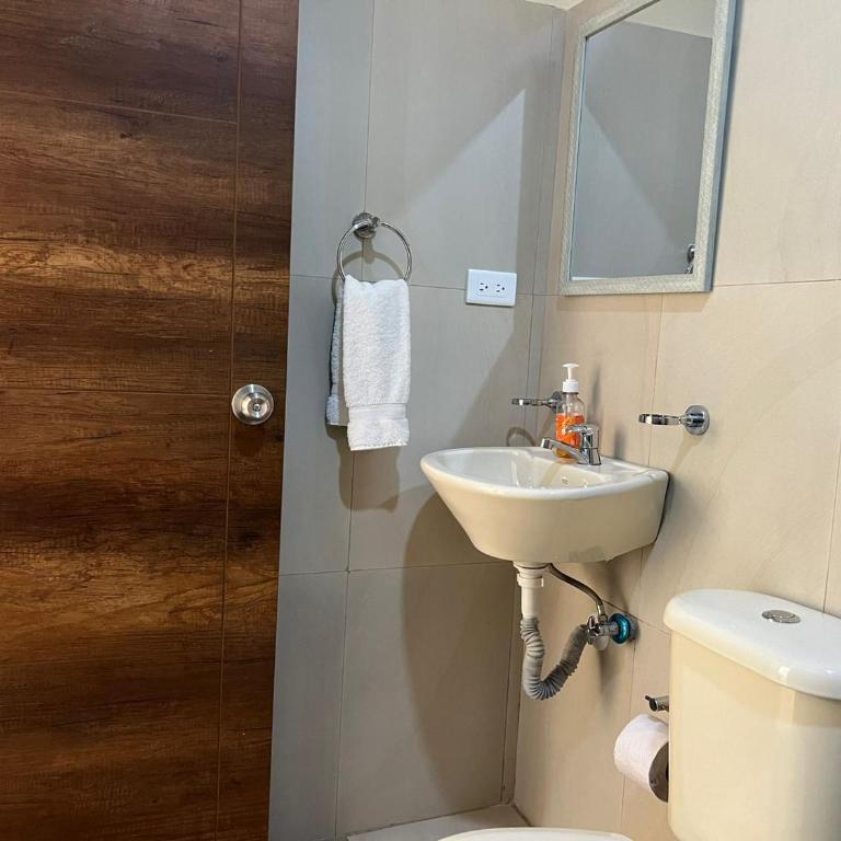 CITY DELUX - 2 Bedrooms 2 Bath - Two-Bedroom Apartment - 8