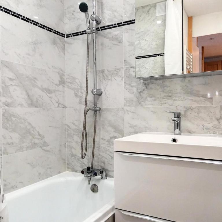 Résidence Carroley A - Appartement fonctionnel · Centre station · Vue Vallée MAE-8848 - Apartment - 6