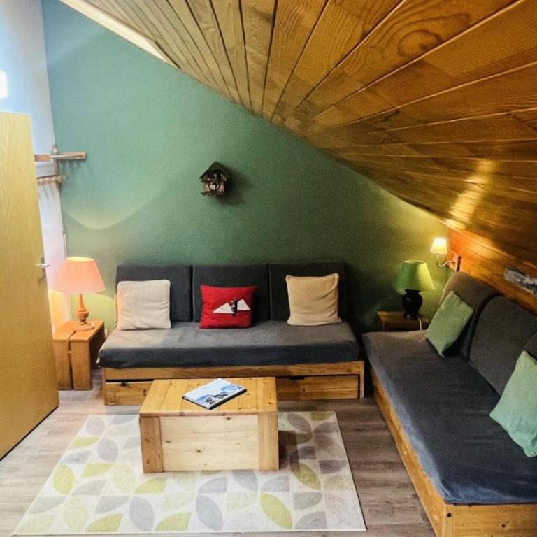 Résidence Les Eperonnelles - Appartement 3 pièces pour 6 personnes situé à Méribel Altiport, proche des pistes de ski et du golf MAE-2644 - Appartement - 2