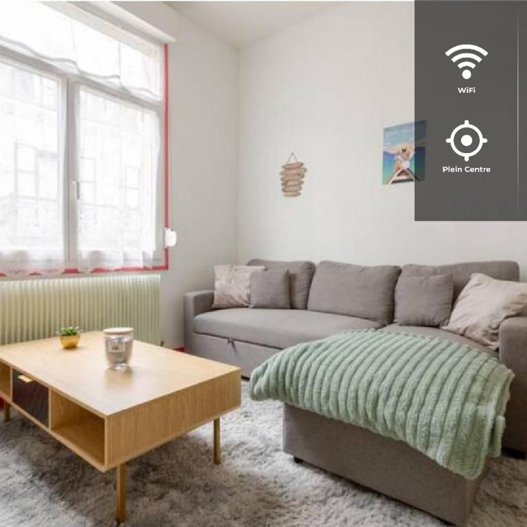 ++++ CENTRAL charmant 70m2 avec balcon, mer à 200 m et rue piétonne à 300 m ++++ - Two-Bedroom Apartment - 10