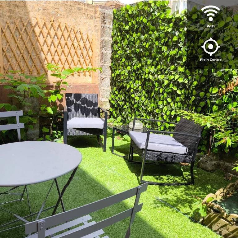 ++++ STUDIO AVEC JARDIN A 200 M DE LA MER ET 300 M RUE PIETONNE ++++ - Apartment mit 1 Schlafzimmer - 4
