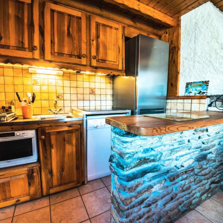 Chalet Neve - BEAU DUPLEX SOUS LES TOITS AVEC CHEMINEE MAE-2354 - Appartement - 3