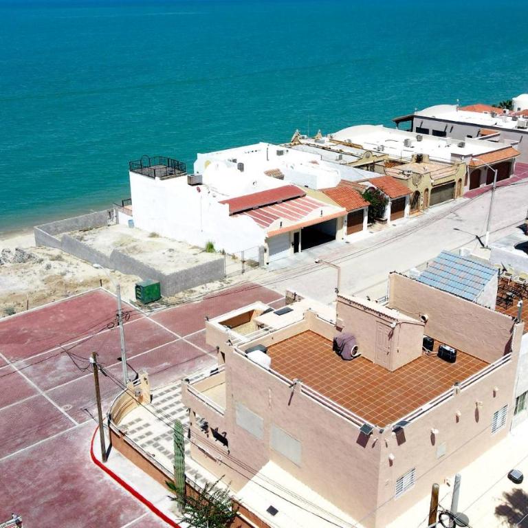 Villa Las Palmas Beachview Rental - Casita de Playa - Casa - 7