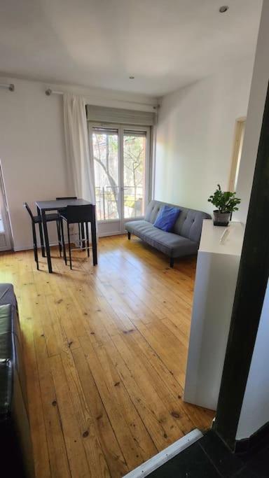 T3 Petit Confort - proche commodités - Parking privé - Appartamento con 2 Camere da Letto - 12