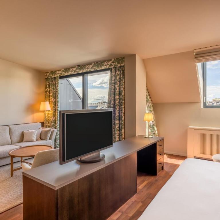Sheraton Grand Salzburg - Sky-Suite mit Stadtblick und Zugang zur ETAGE7 - 2