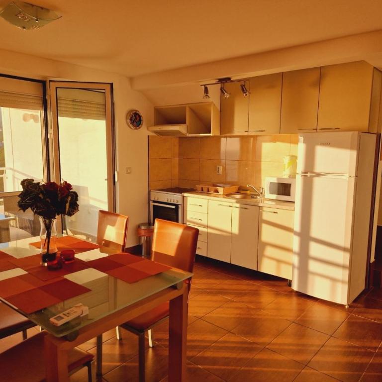 Vila Natalia - Duplex Apartment with sea view (4 Adults) - 8