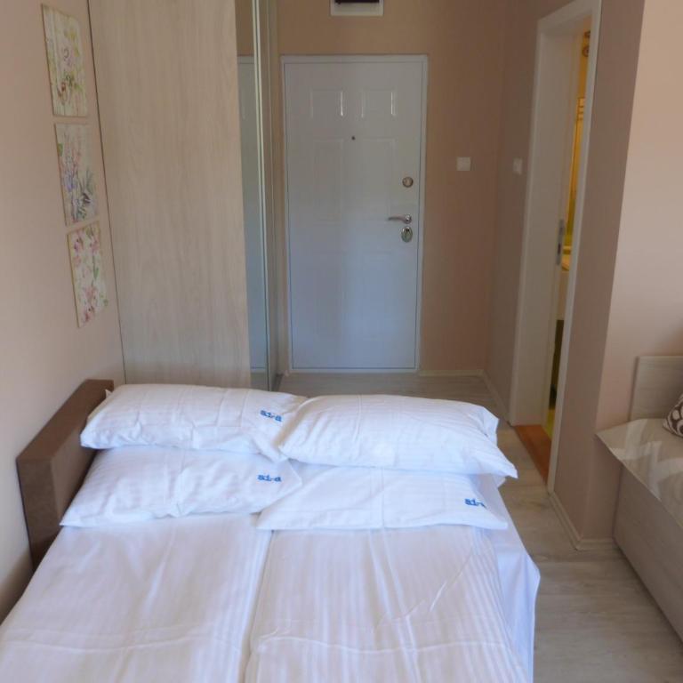 Apartments Sia - Studio - 3