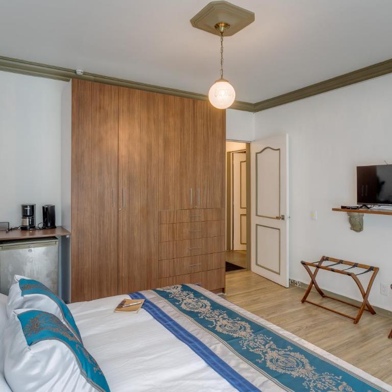 The Condesa House - Deluxe Double Room - 5