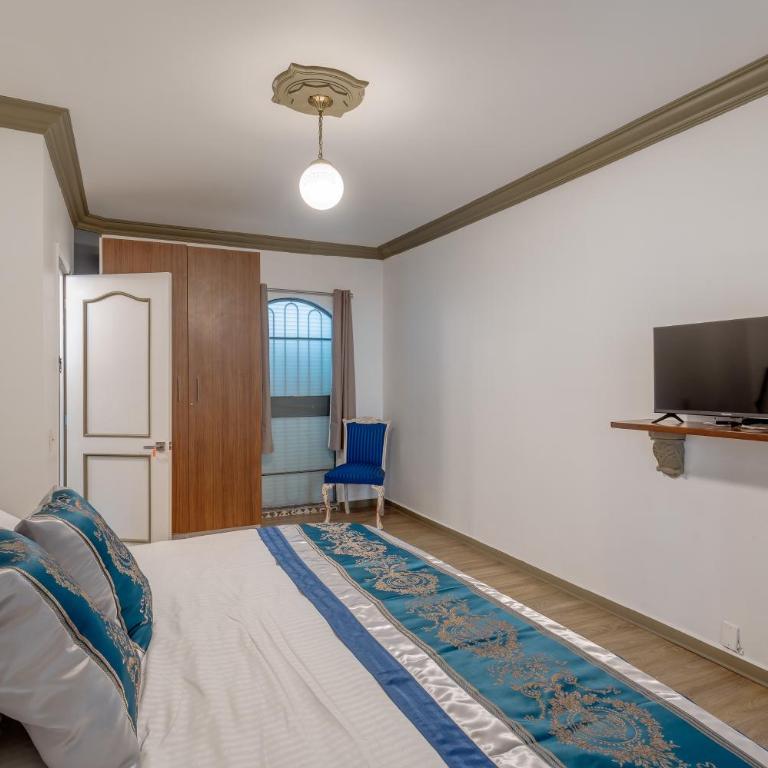 The Condesa House - Large Double Room - 6