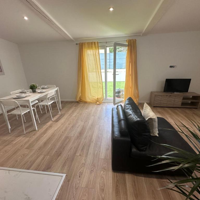 appartement au calme avec jardin privatif dans maison - Apartamento de 1 dormitorio con vistas al jardín - 8