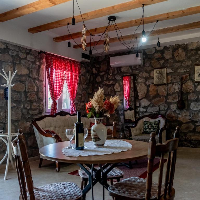 Stara Kruska - One-Bedroom House - 30