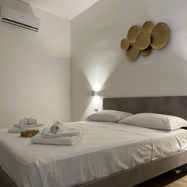The Crown Rooms - Appartamento Deluxe con 2 Camere da Letto e Balcone - 6