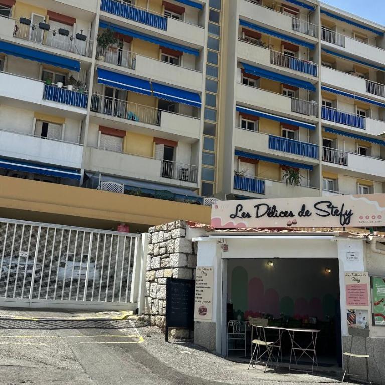 Chambre double dans beau 3 pièces proche du centre et des plages - Habitación Doble - 22
