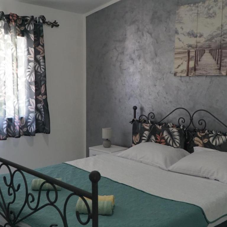 Apartments Pines - Three-Bedroom Apartment - 2