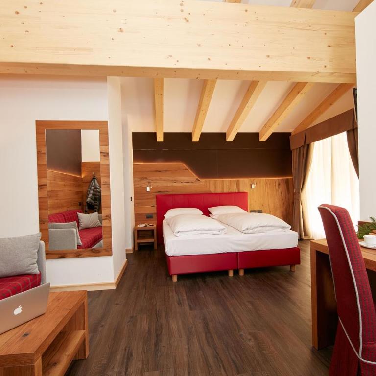 Hotel Valacia - Junior Suite - 2
