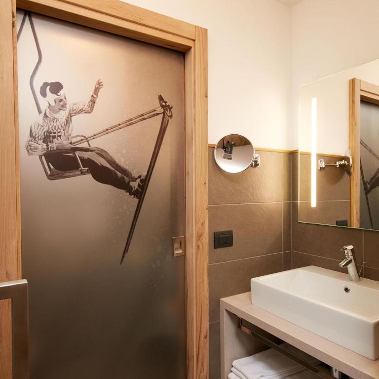 Hotel Valacia - Camera Matrimoniale Comfort - 11