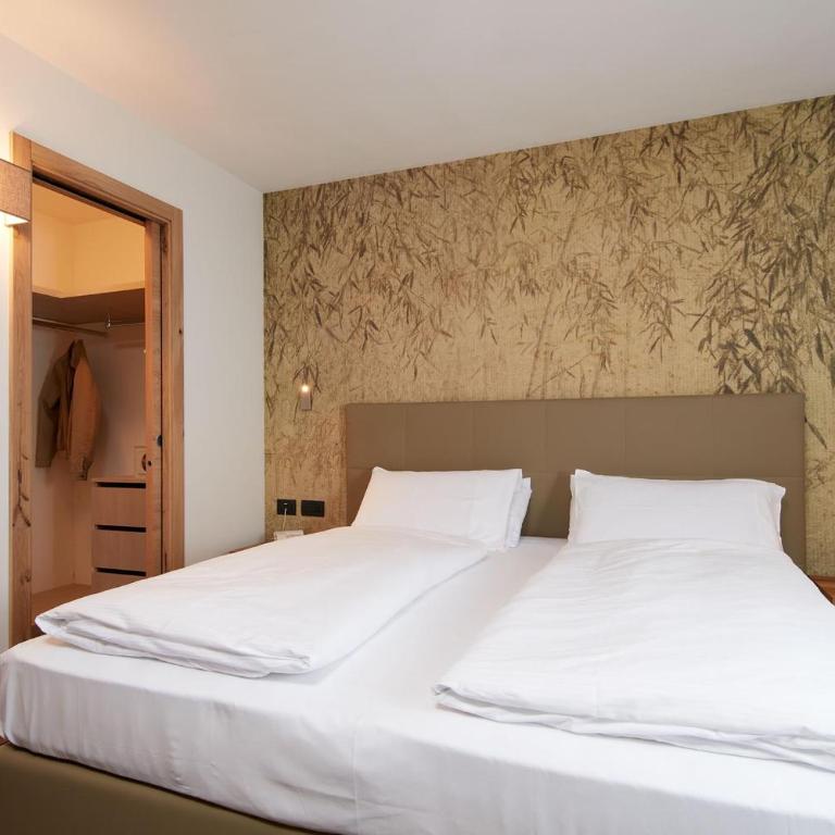 Hotel Valacia - Camera Matrimoniale Comfort - 12