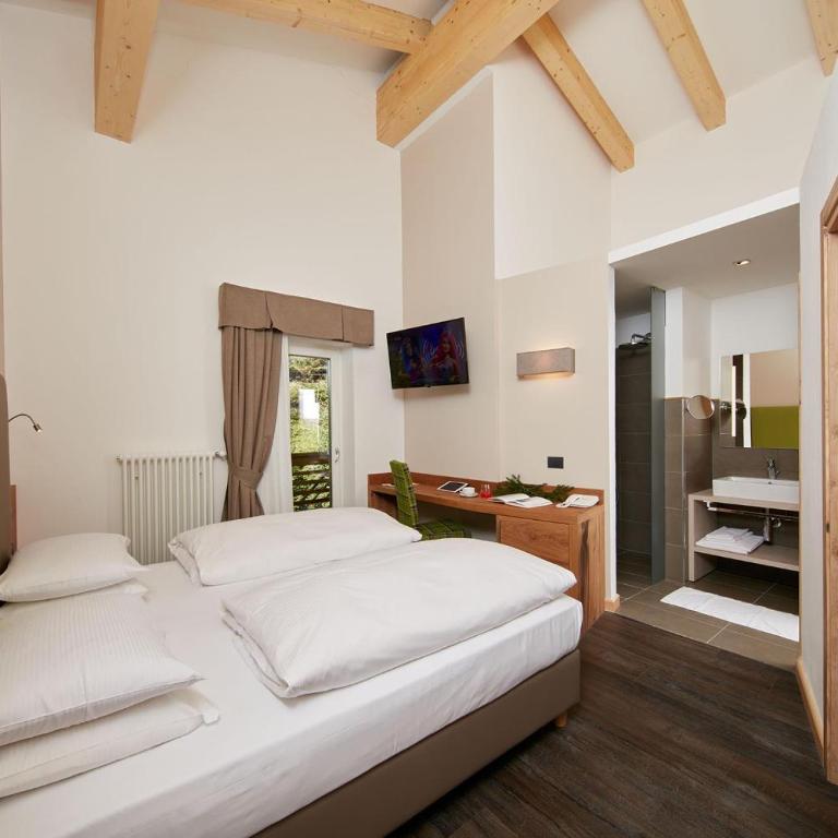 Hotel Valacia - Camera Matrimoniale Comfort - 9