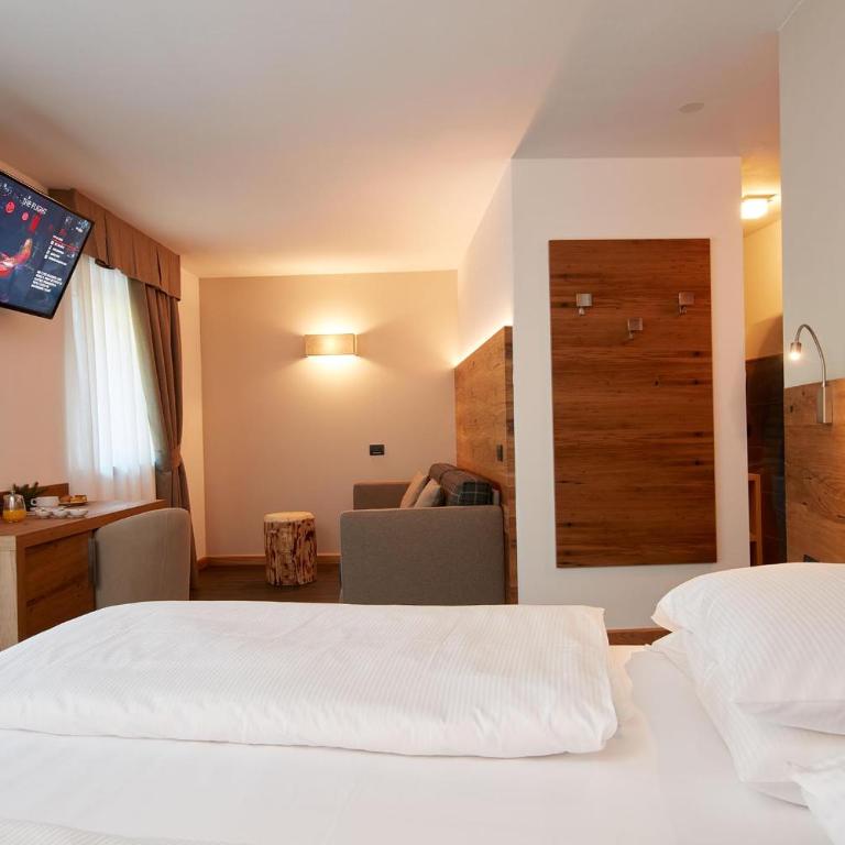 Hotel Valacia - Junior Suite - 7