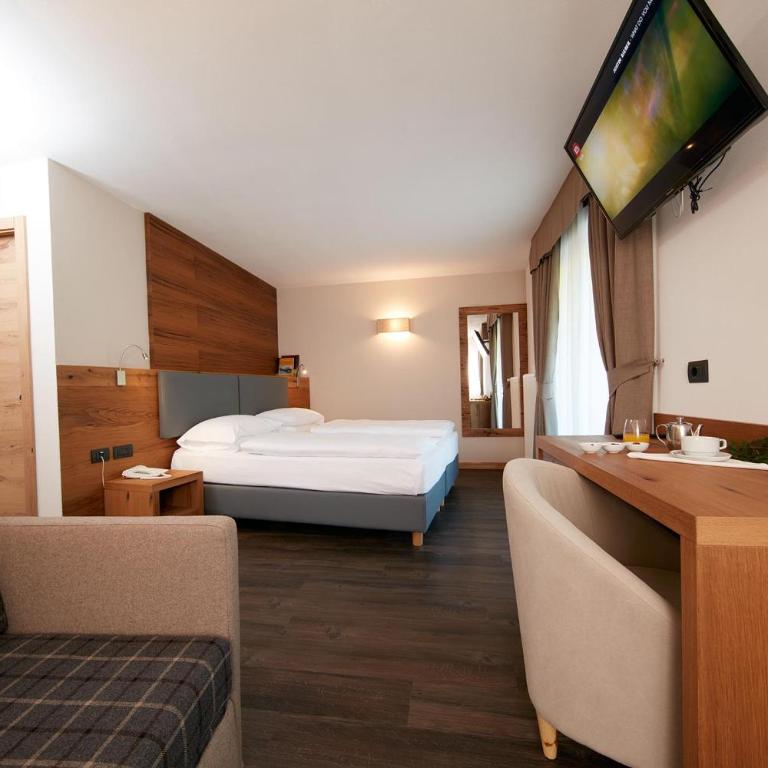 Hotel Valacia - Junior Suite - 5