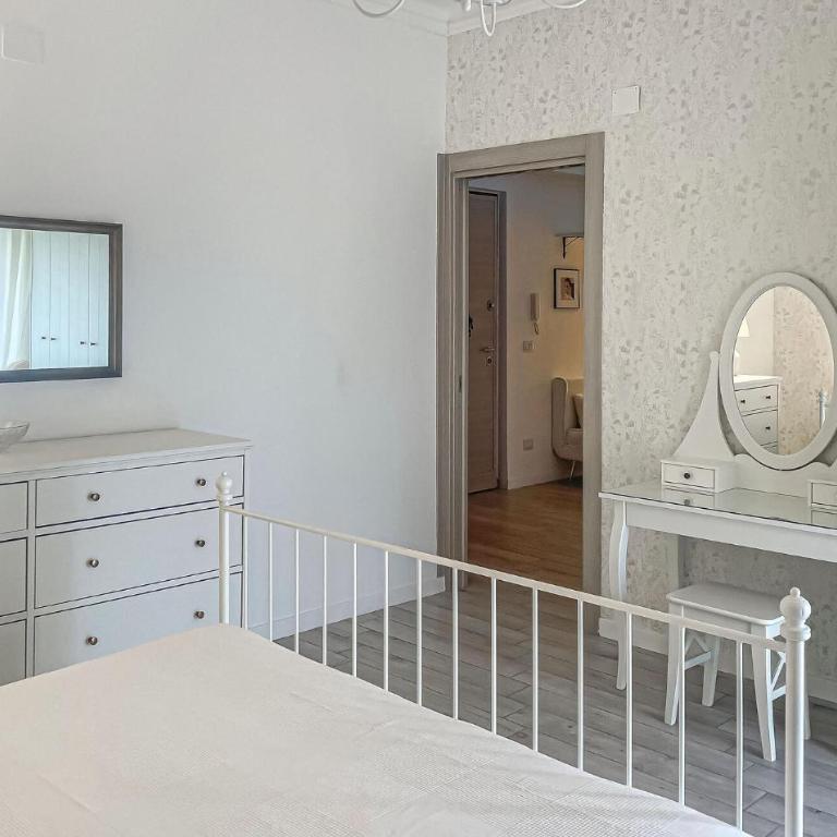Stunning Apartment In Taranto With Wifi - One-Bedroom Apartment - 8