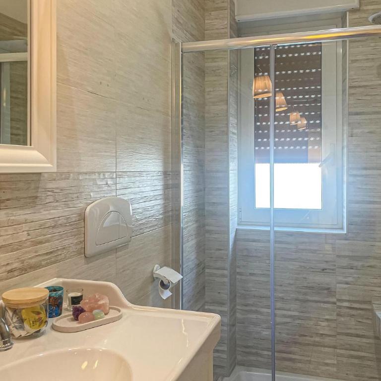 Stunning Apartment In Taranto With Wifi - One-Bedroom Apartment - 10